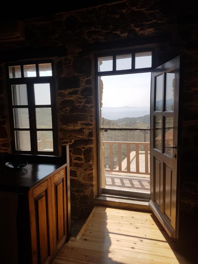 Chios Houses, Beautiful Restored Traditional Stone Houses With An Astonishing Seaview Volissos Exterior foto